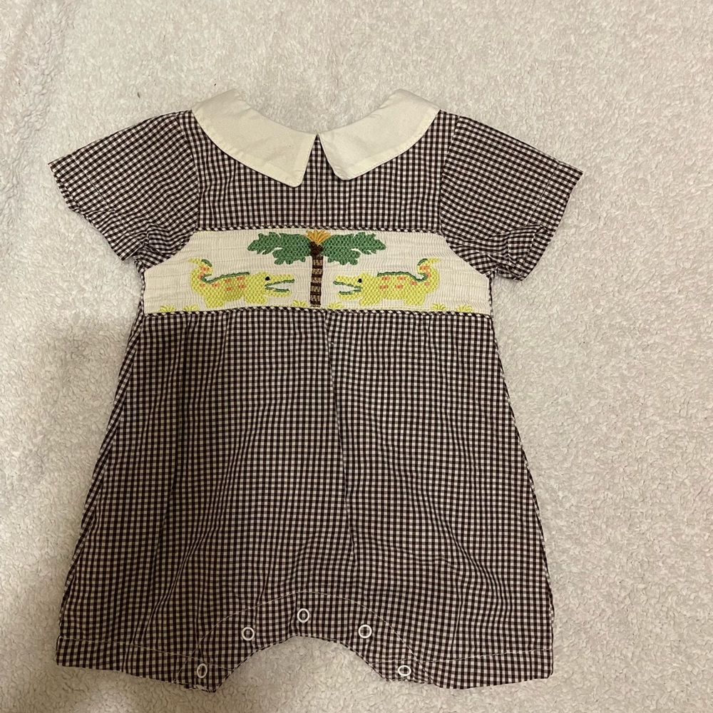 Lil cactus, smocked boys romper, size 18 month! Like new